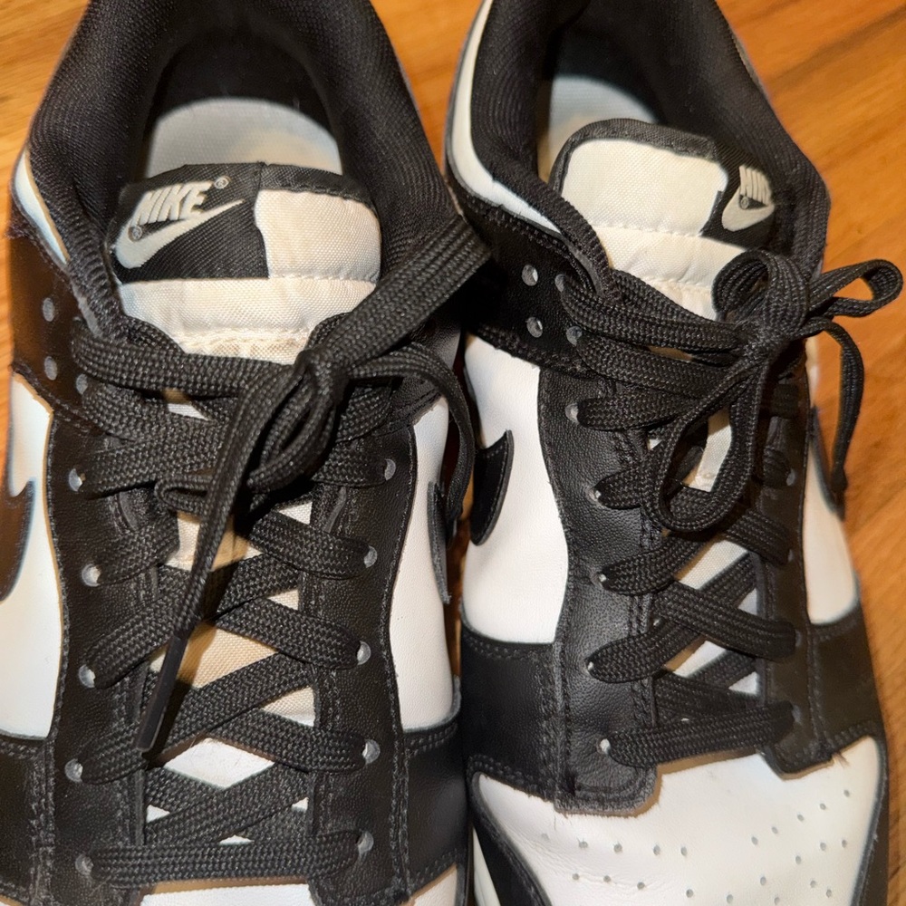 Nike Men's Size 12 PANDA DUNKS - Picture 3 of 7